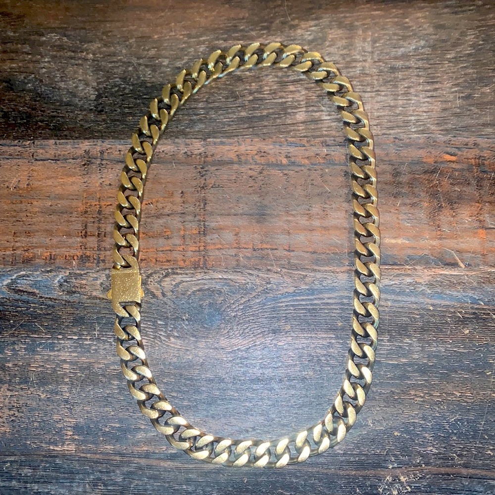 18k Gold Cuban link chain